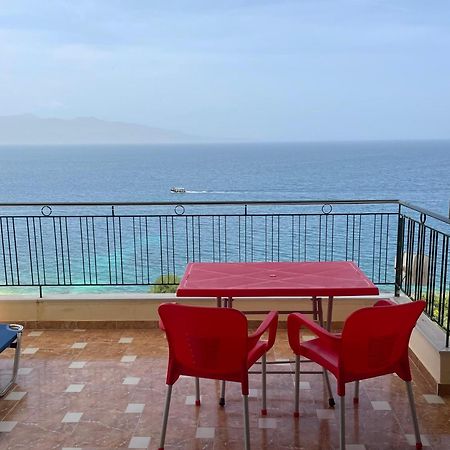 Lovely 3-Bedroom Apartment Rei Saranda Zewnętrze zdjęcie