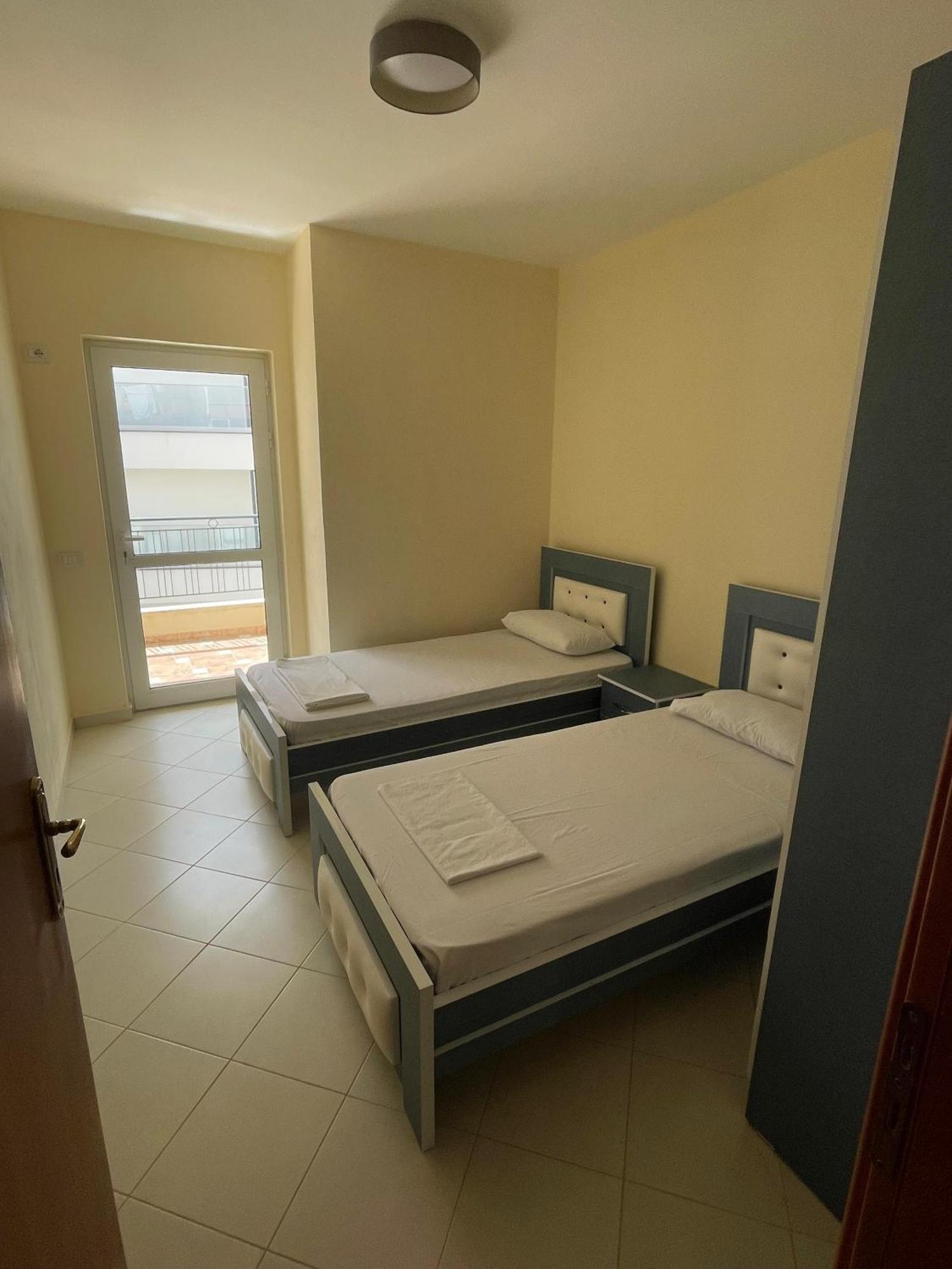 Lovely 3-Bedroom Apartment Rei Saranda Zewnętrze zdjęcie