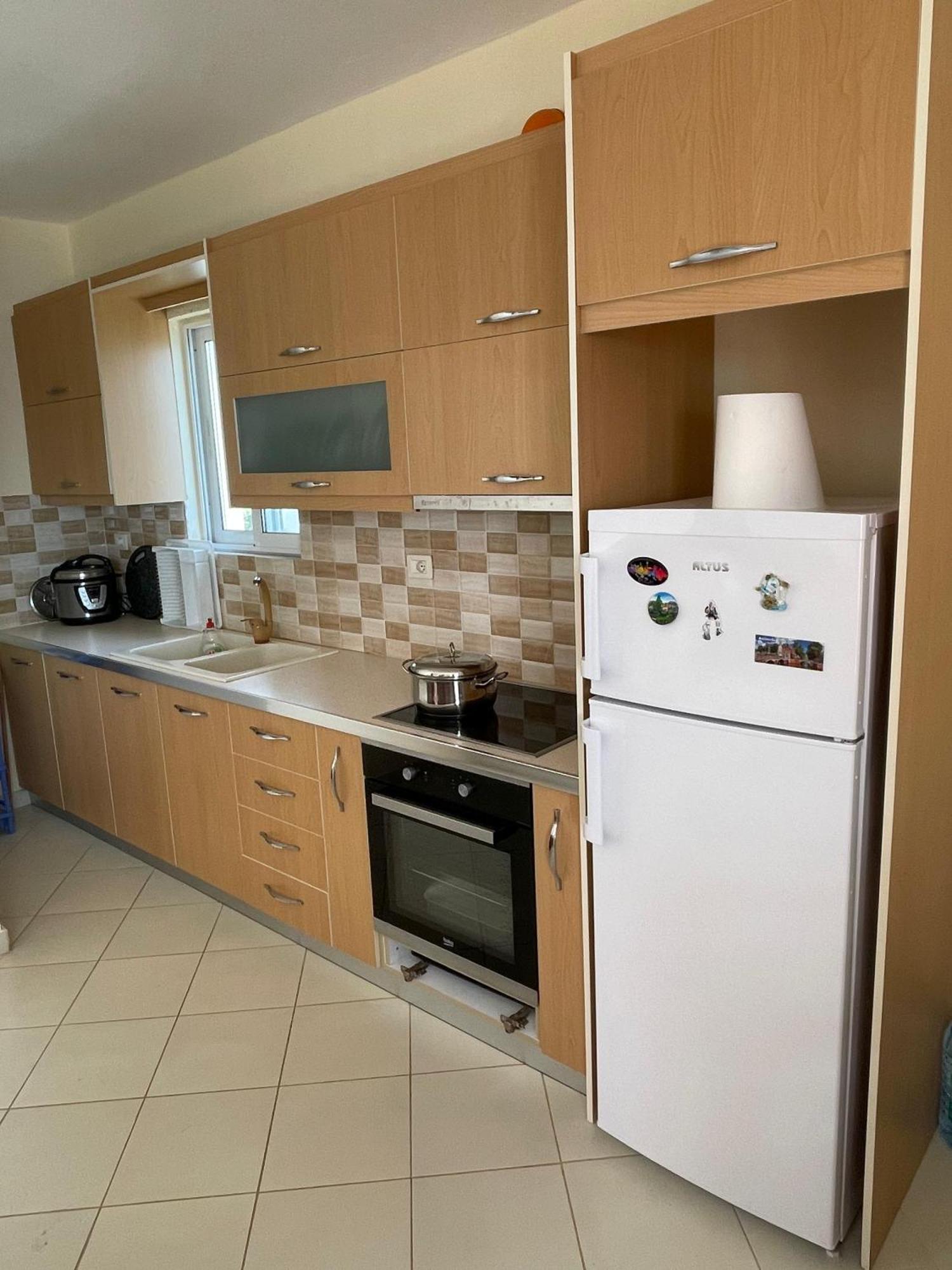 Lovely 3-Bedroom Apartment Rei Saranda Zewnętrze zdjęcie