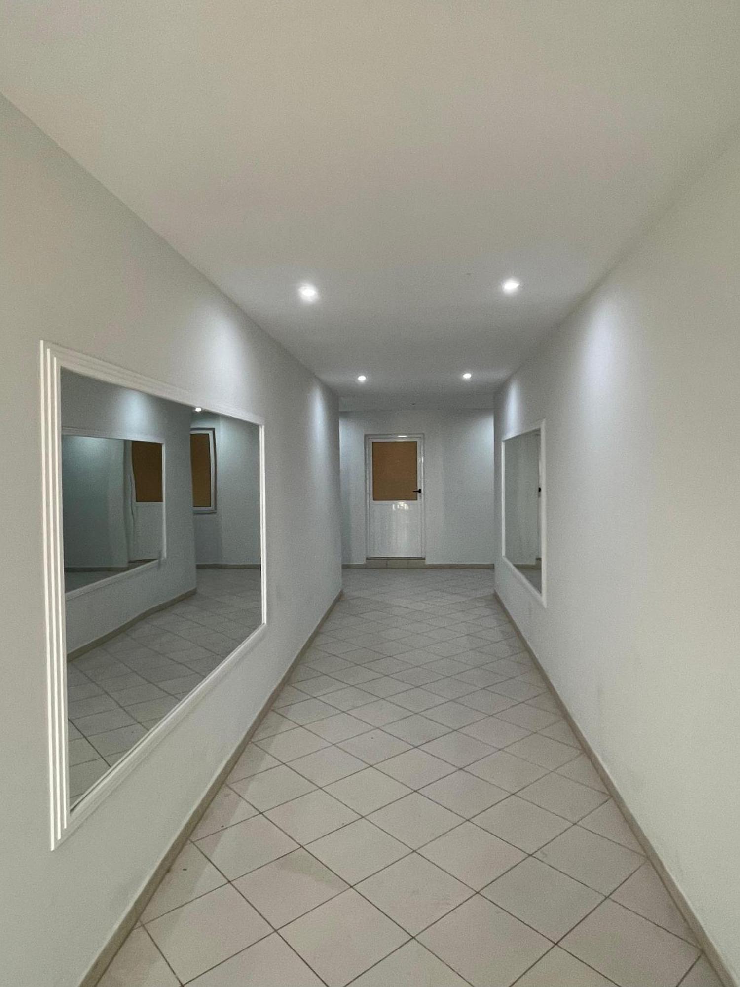 Lovely 3-Bedroom Apartment Rei Saranda Zewnętrze zdjęcie